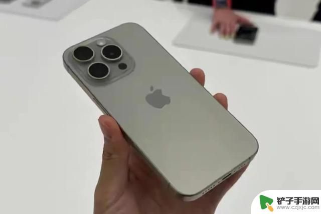 iPhone 15惊人底价曝光！探秘中国市场的印度情结