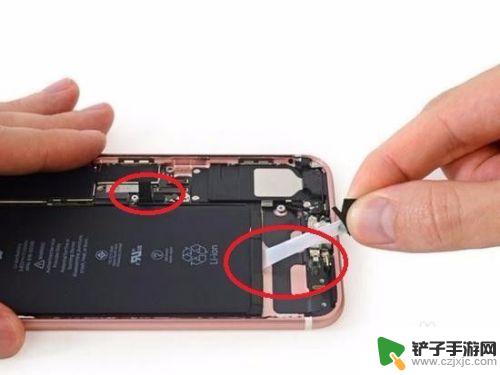 怎么拆苹果电板手机 苹果iphone7plus拆机教程图解