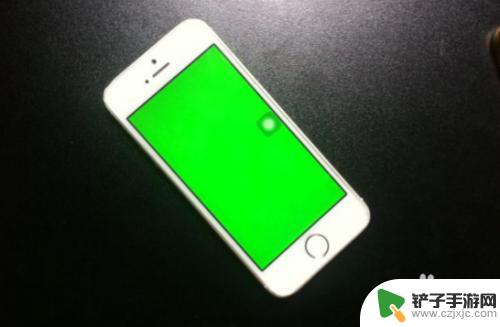 苹果手机屏幕突然变绿色怎么办 苹果手机绿屏闪退怎么办