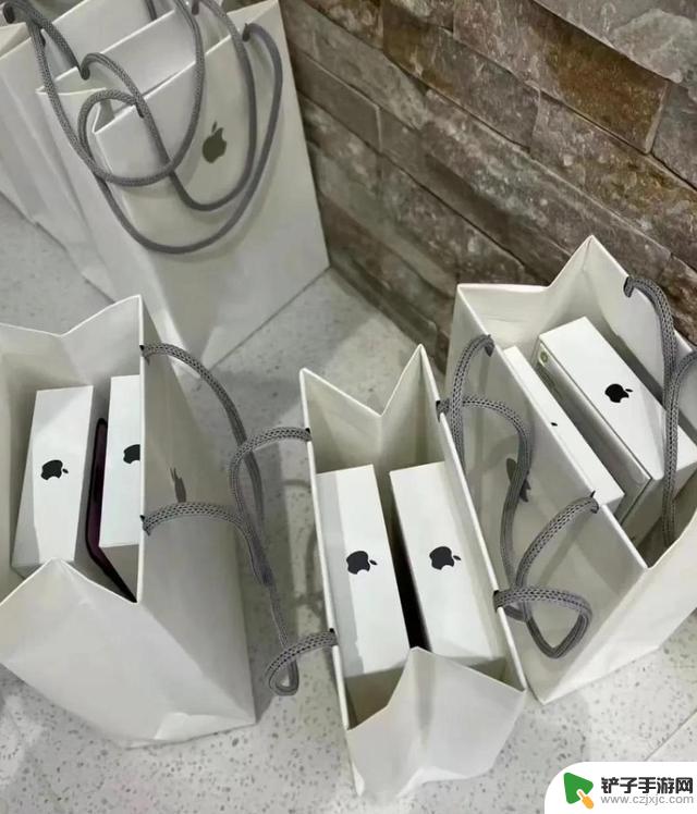 苹果iPhone15开售仅三天，市场风向发生变化