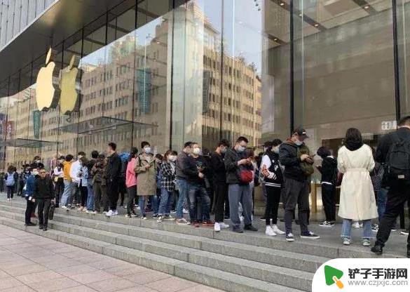 苹果iPhone15开售仅三天，市场风向发生变化