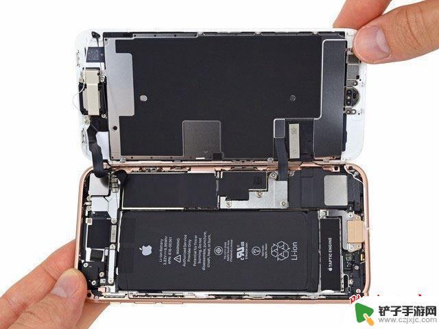 苹果8手机如何拆开 iPhone8拆解步骤图文教程